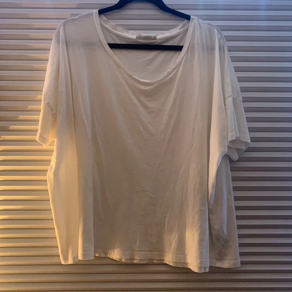 Oversized white comfy top